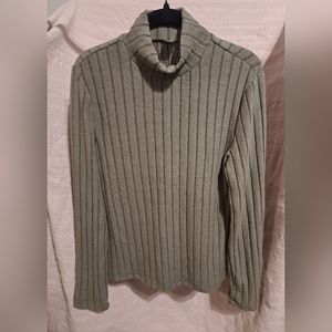 Turtle neck sweater